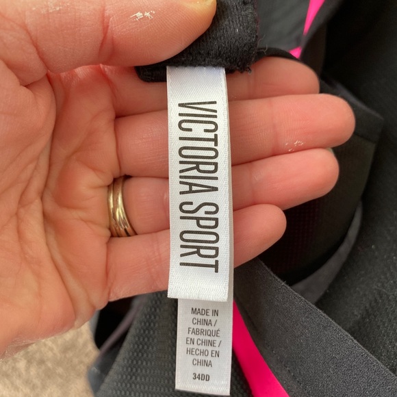Victoria’s Secret adjustable sports bra - Picture 3 of 4